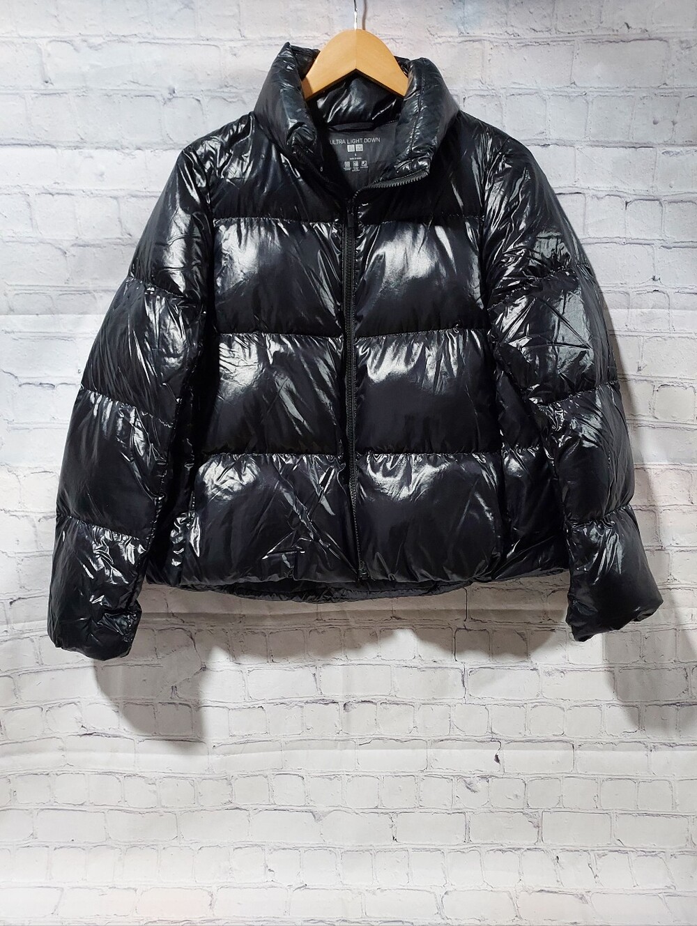 Uniqlo Ultra Light Down Puffer Jacket Women S Black Nylon Quilted Mock Neck Flaw